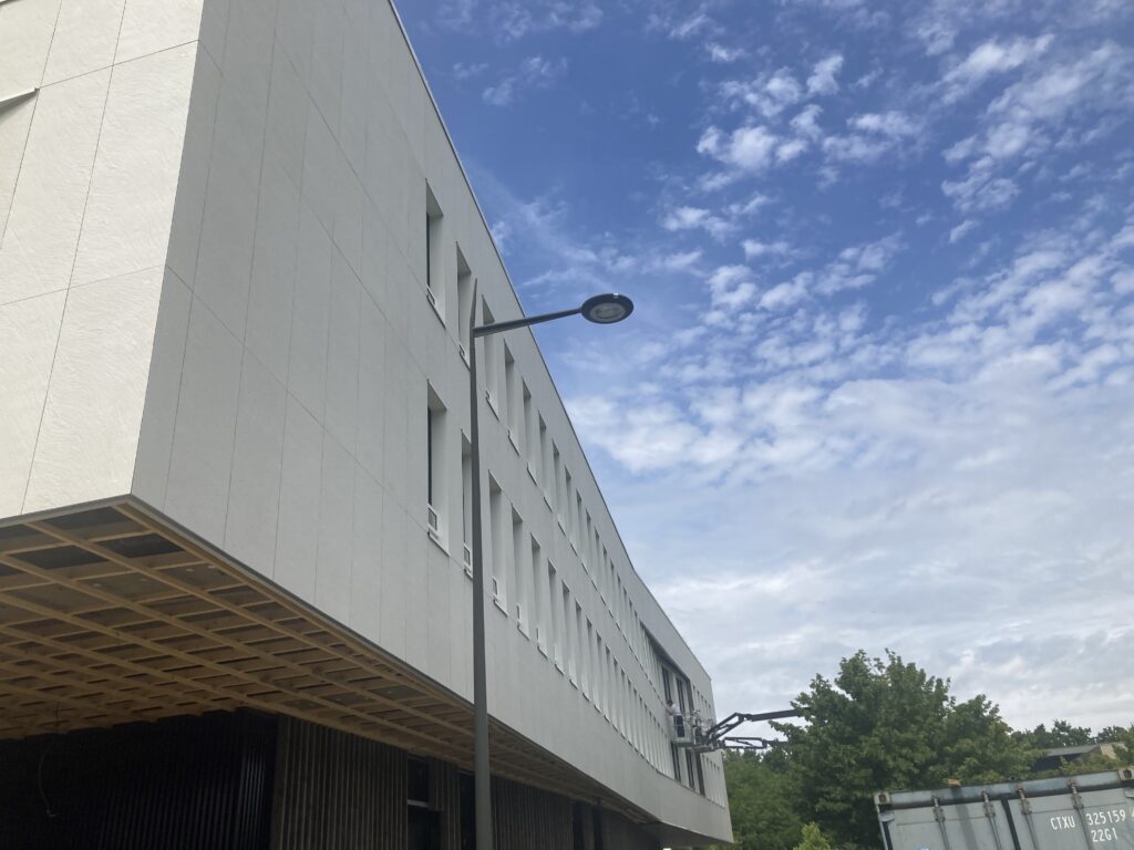 bardage-panneau-minéral-droit-quimper